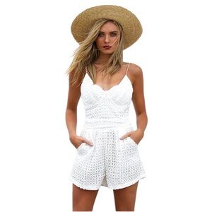 Madison Square Risky Business White Eyelet Lace Strappy Romper - Size Small